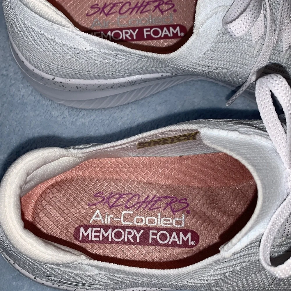 Skechers air, cold memory foam sneakers
